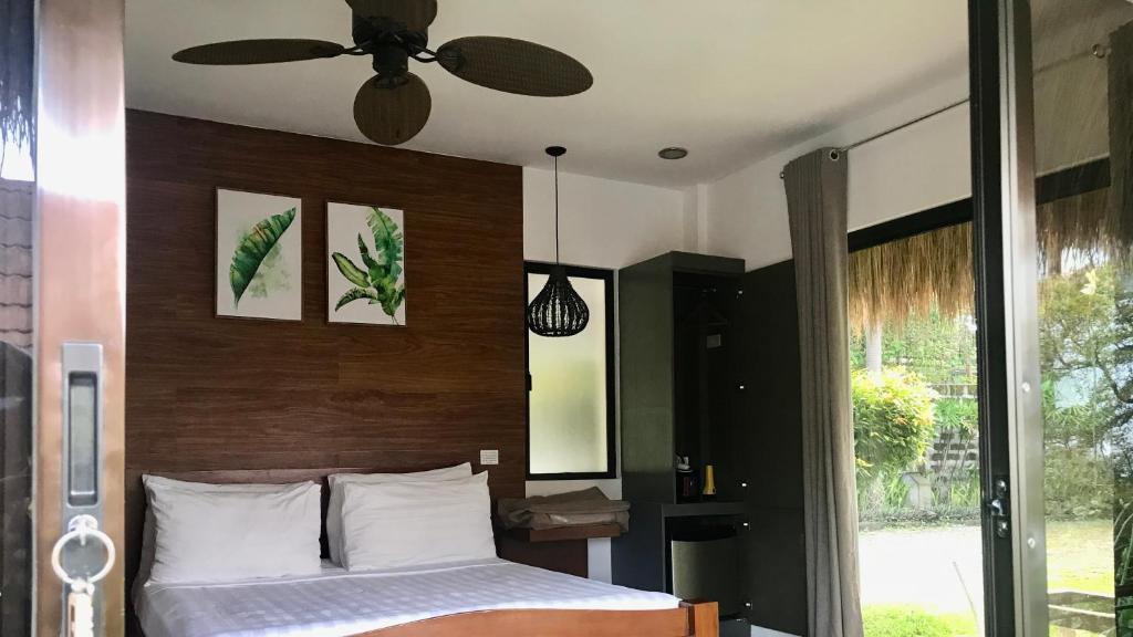 Villas by Eco Hotels Batangas - 