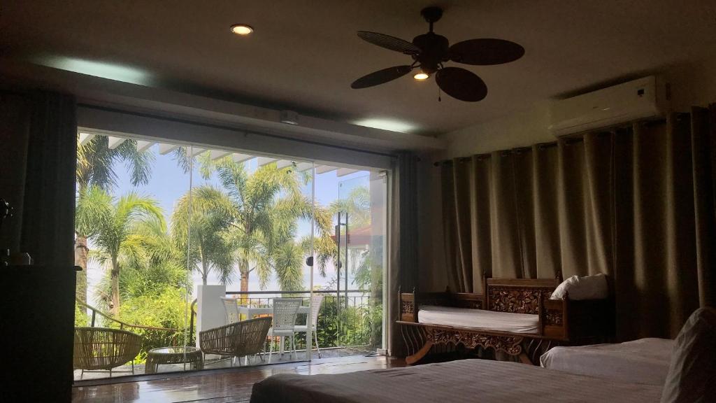 Villas by Eco Hotels Batangas - 