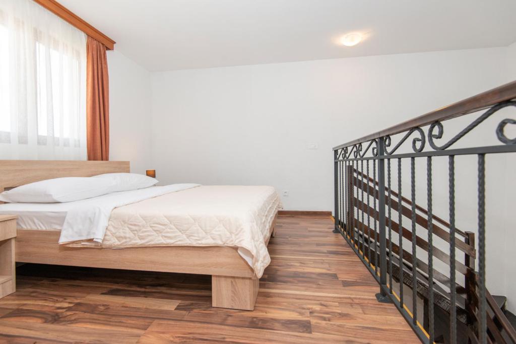 Ethno Village St George - 10