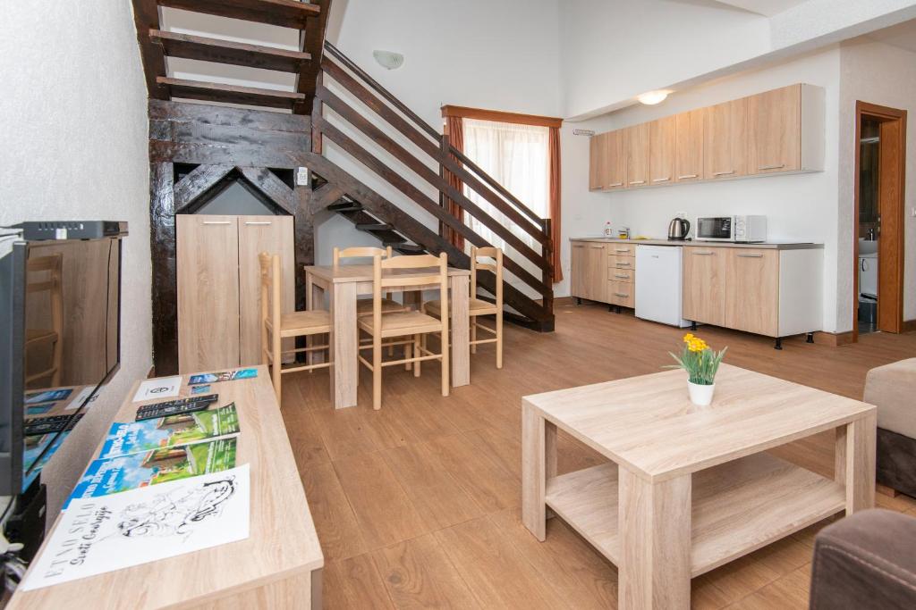 Ethno Village St George - 12