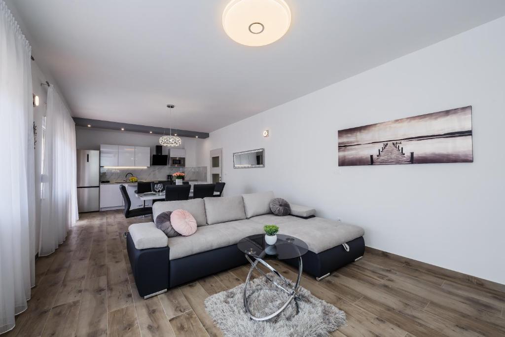 Luxury Apartment Maris