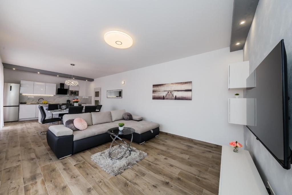 Kuchyňa alebo kuchynka v ubytovaní Luxury Apartment Maris