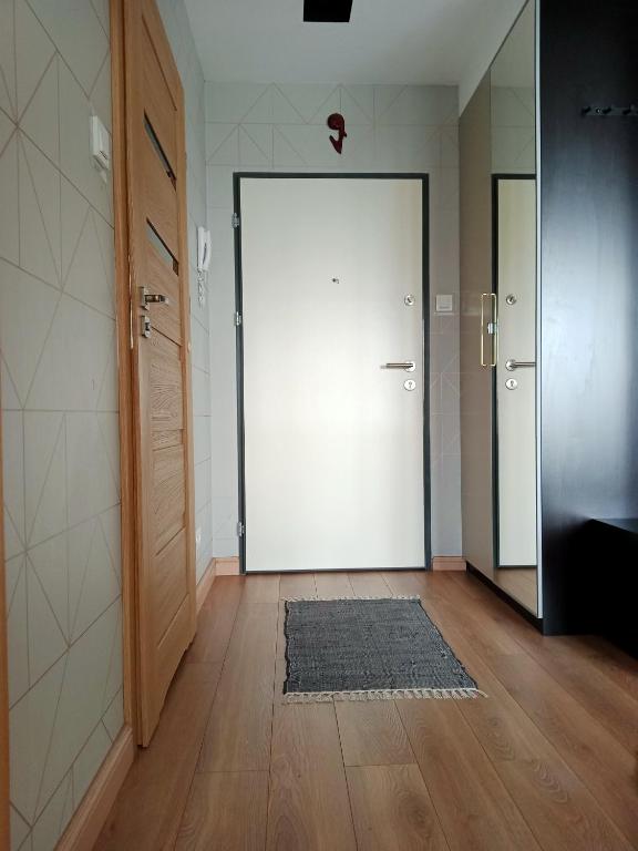 Aura Sky Ostrobramska Prestige - One-Bedroom Apartment