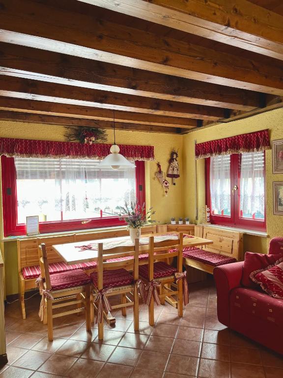 Posezení v ubytování Chalet Orchidea