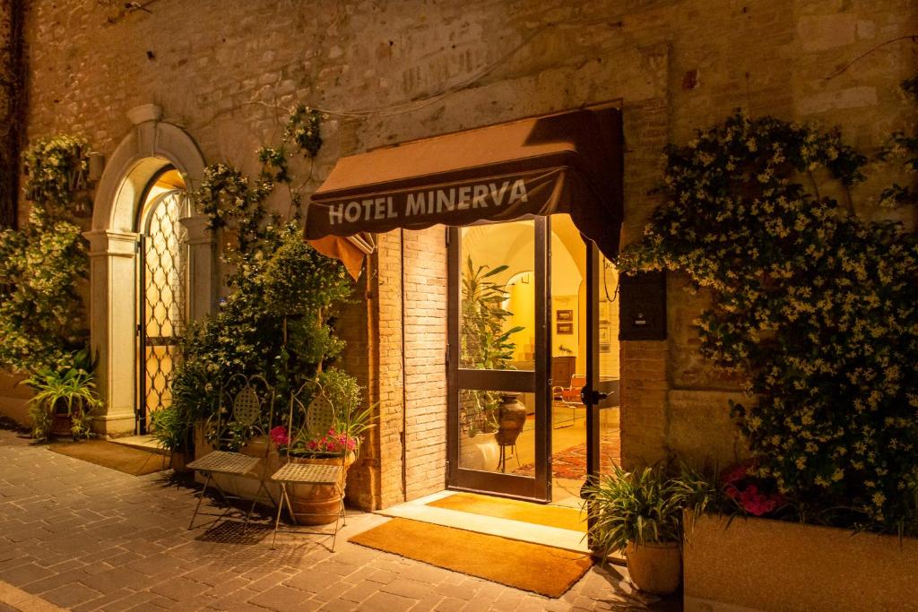 Hotel Minerva - Resim 20