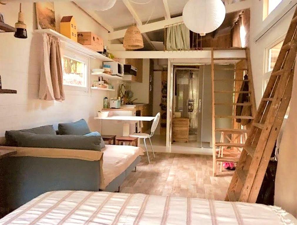 Fotografia z galérie ubytovania La cabane aux oiseaux v destinácii Meschers-sur-Gironde