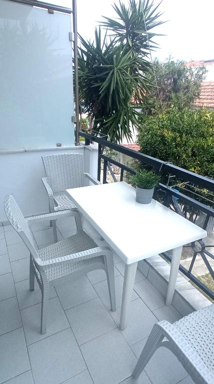 Villa Thalassa Apartments - 19