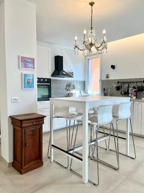 Kuchyňa alebo kuchynka v ubytovaní casa prima gardenia
