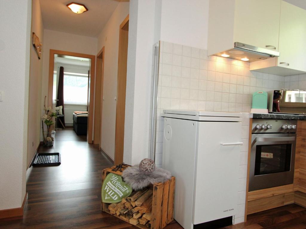 Kuchyňa alebo kuchynka v ubytovaní Modern Apartment in Hochgallmigg with Balcony