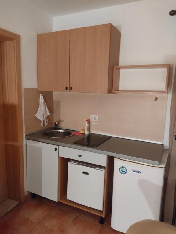 Apartments Mare Budva - Apartment With Terrace