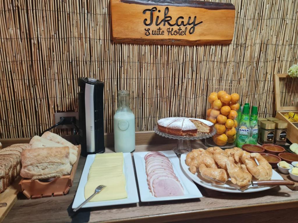 Jídlo v hotelu nebo okolí