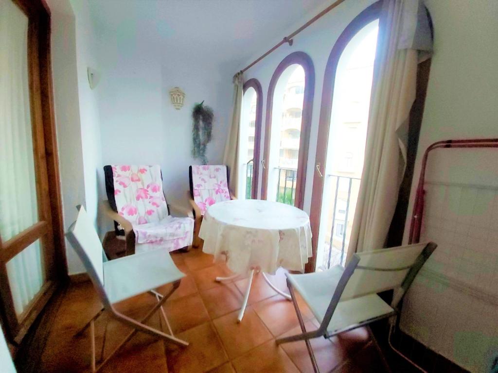 A seating area at Central apartment Calpe