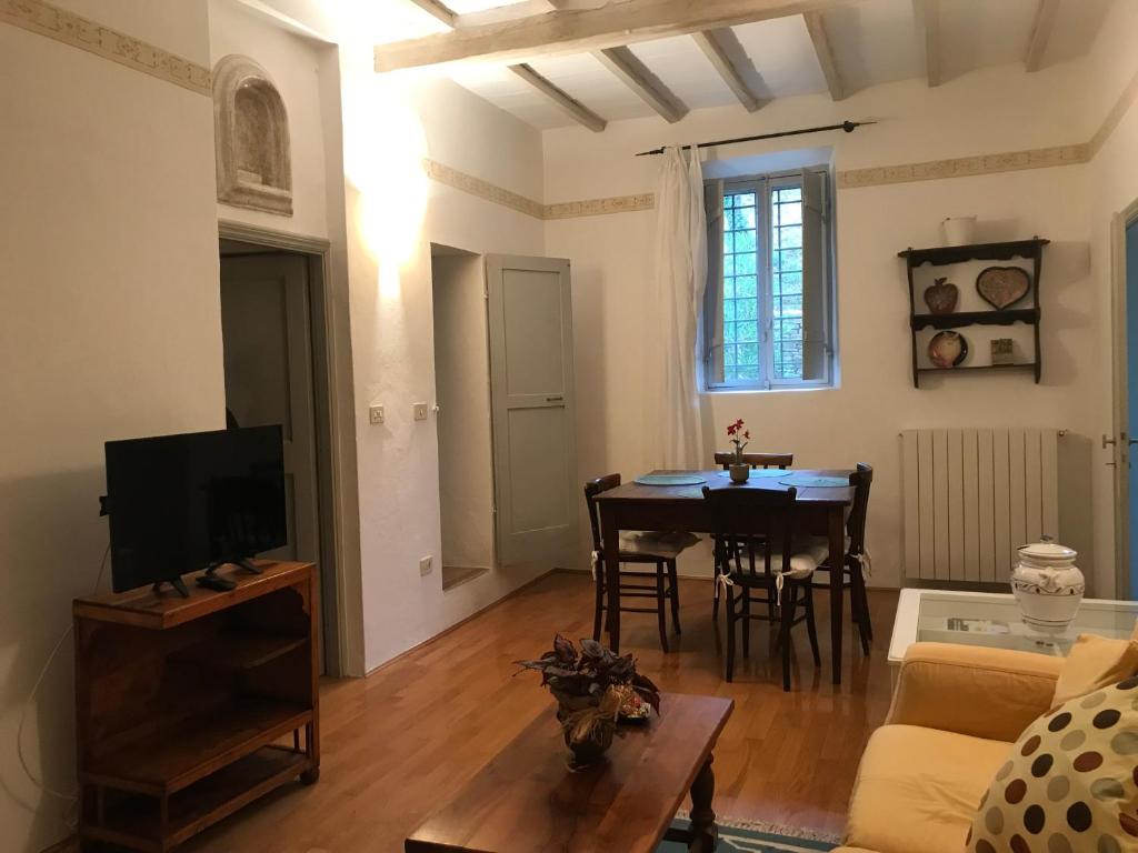Zdjęcie z galerii obiektu Appartamento Le Logge w Sienie