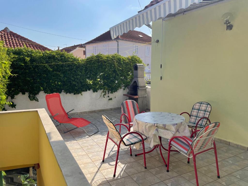 Patio alebo iná vonkajšia časť ubytovania Apartman Zablace