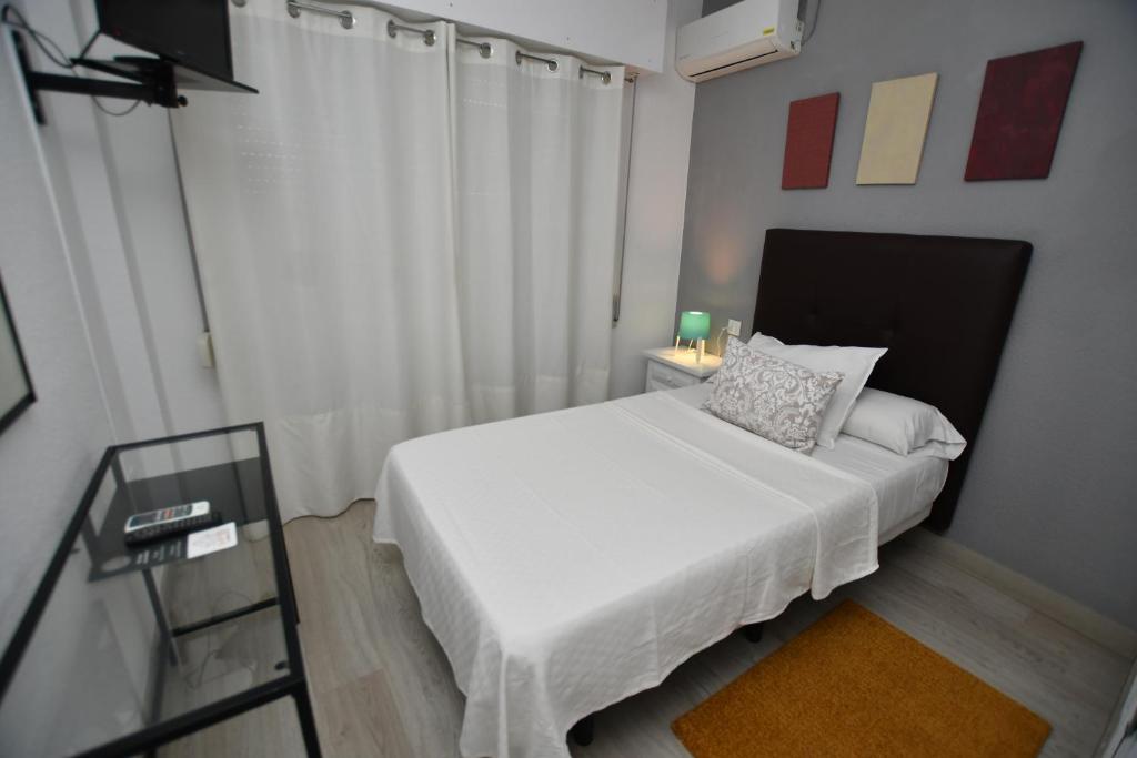 HB Torrevieja - Single Room