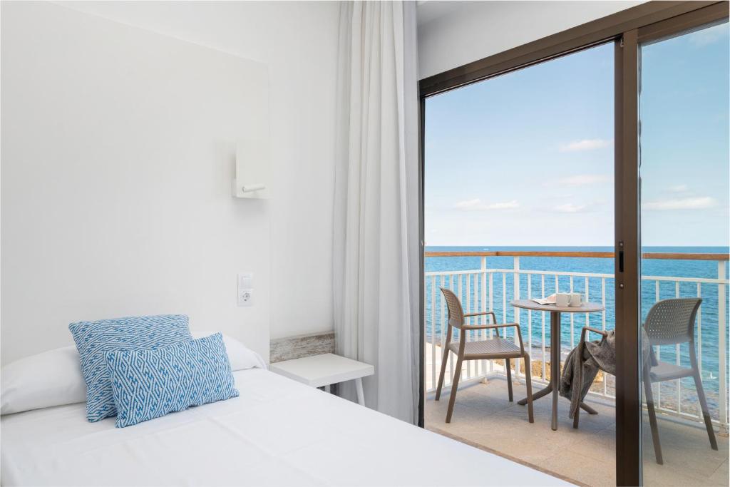 Hotel Atolon - Twin Room With Frontal Sea View
