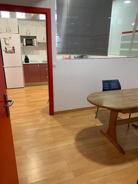 Kuchyň nebo kuchyňský kout v ubytování Bilbao Central Rooms