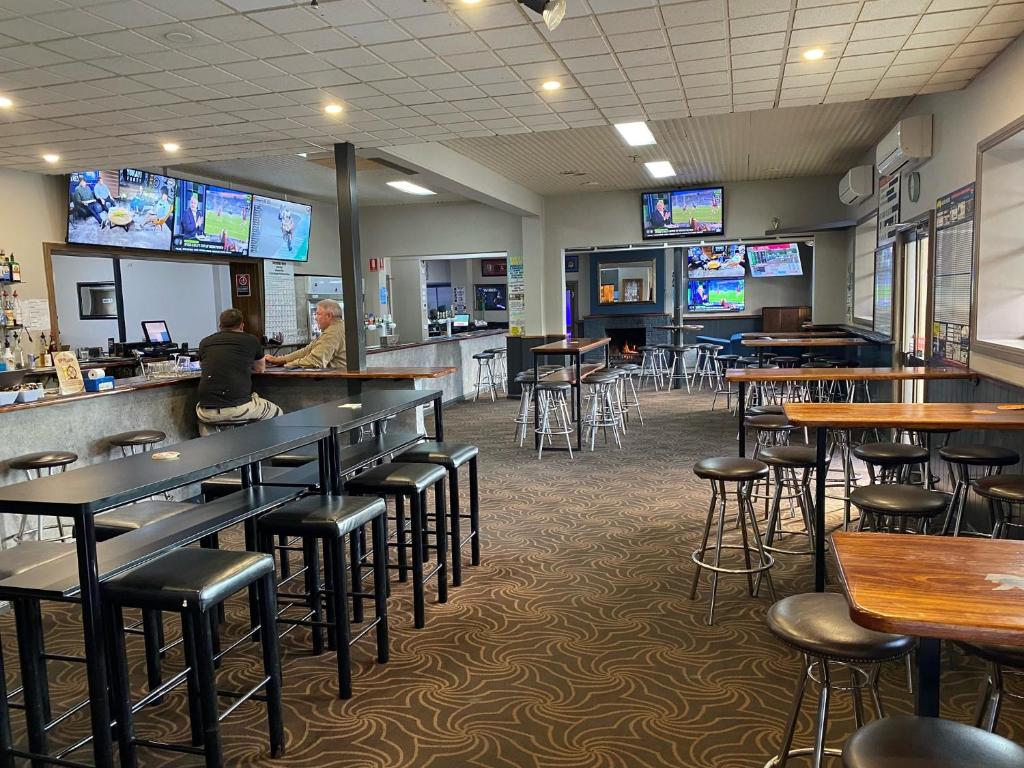 Gallery image of Australian Hotel Young in Young