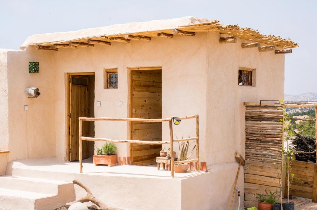 Balkón nebo terasa v ubytování Berber Beldi Camp