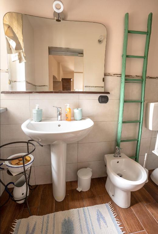 Suma Si Casa Cesare - 2000 mq di giardino a Vostra disposizione - Casa De Dos Dormitorios