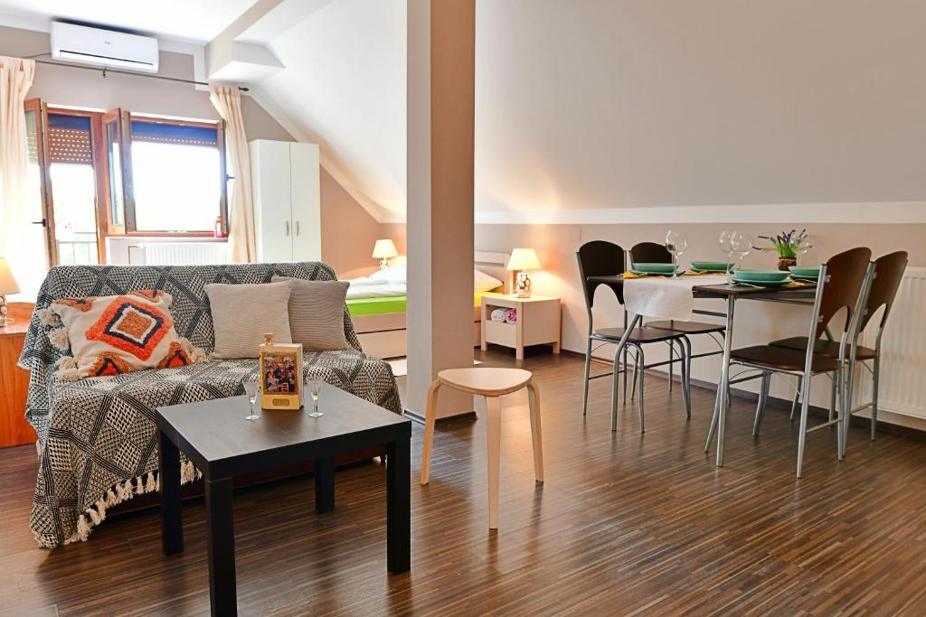 Studio Ivona - Appartement De Studio