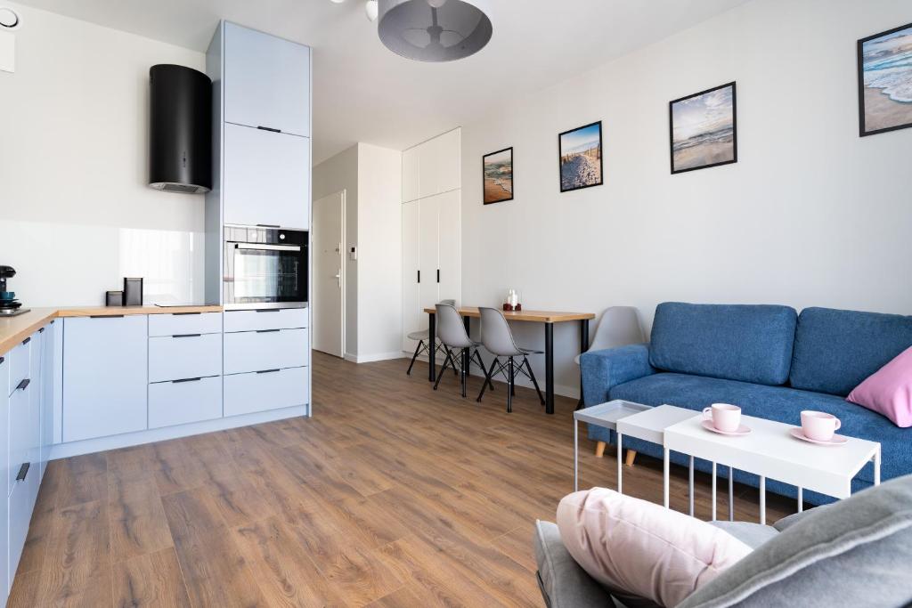 Kuchyňa alebo kuchynka v ubytovaní INA Rent - Przy Plaży- Nadmorski Dwór