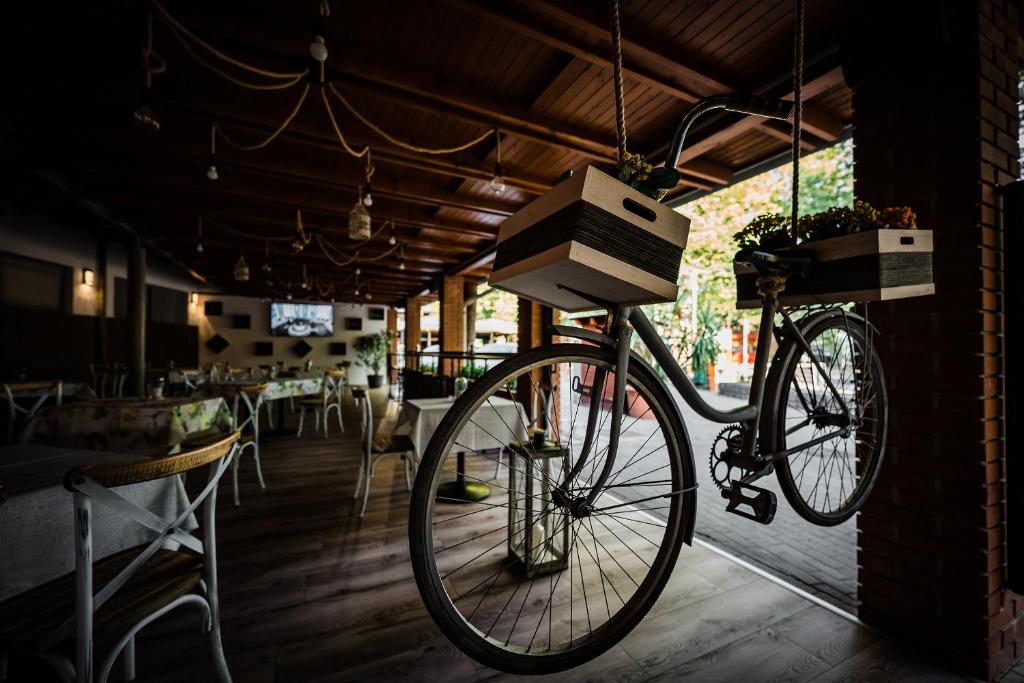 Jízda na kole v ubytování Holiday Hotel Siófok nebo okolí