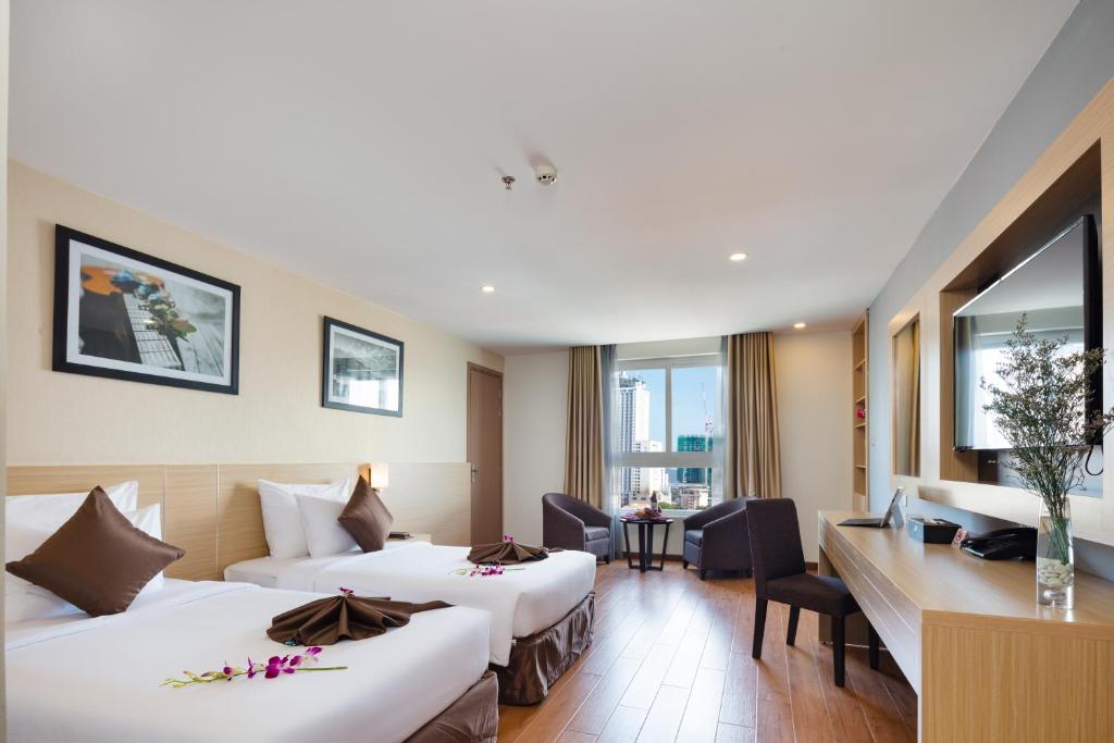 Suite Nhìn Ra Thành Phố