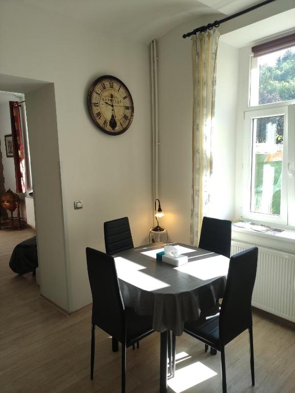 Fotografie z fotogalerie ubytování Apartmán Friedrichsruh v destinaci Mariánské Lázně