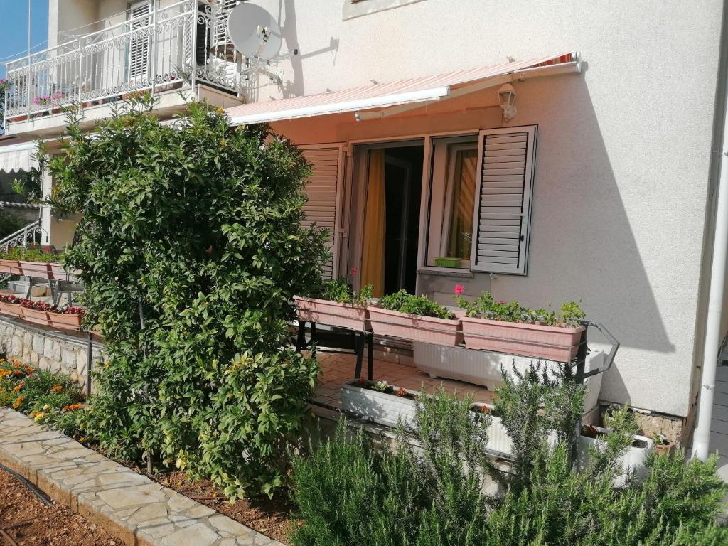 Zahrada ubytování Apartment Poldrugo