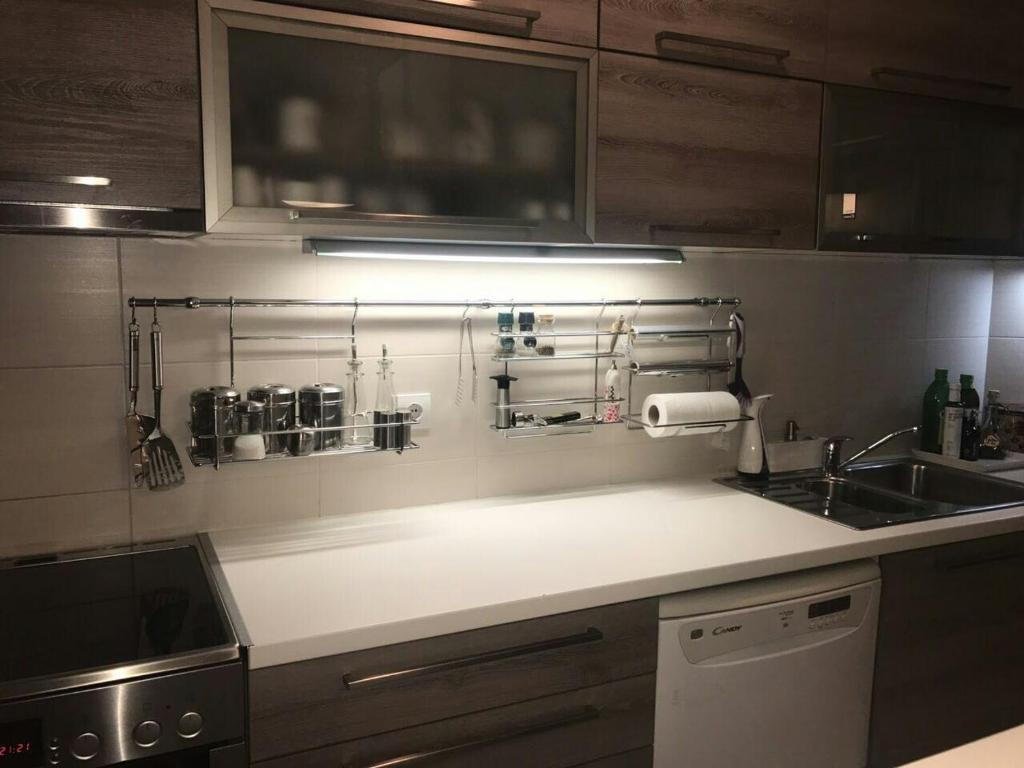 Kuchyňa alebo kuchynka v ubytovaní Apartman DREAM Belvil
