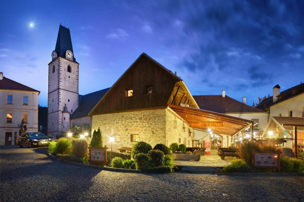 Budova, kde se hotel nachází