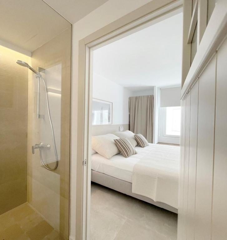 APARTAMENTOS LA PALMA FORNELLS, Fornells – Updated 2023 Prices