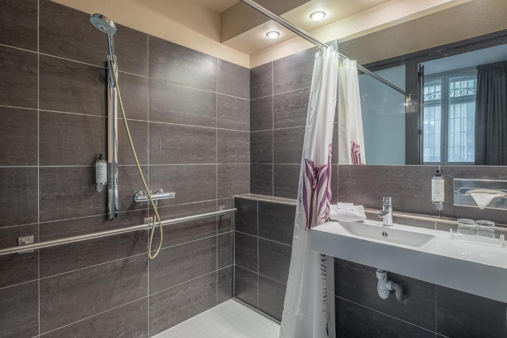 Grand Hotel Francais - ex Best Western - Resim 36