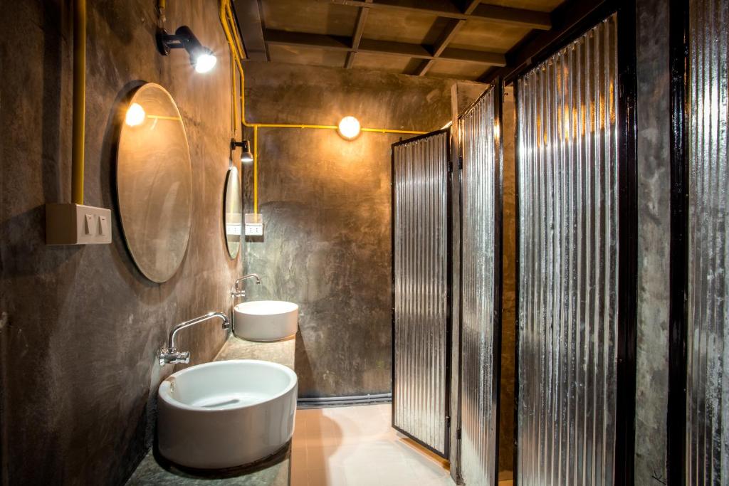 Bagno di Loft Hostel Koh Tao