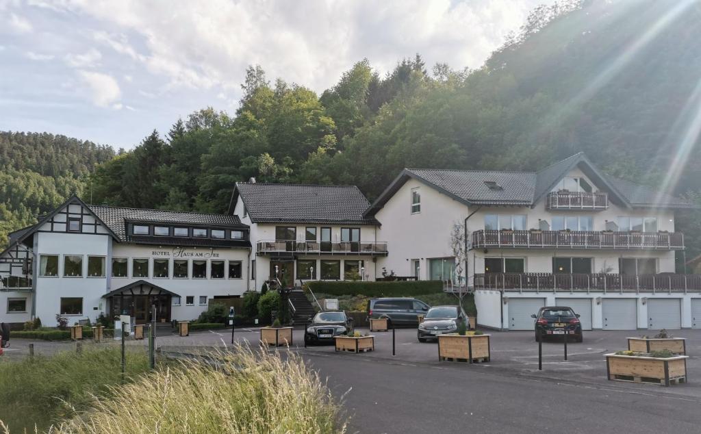 Fotografie z fotogalerie ubytování Hotel Haus am See v destinaci Simmerath
