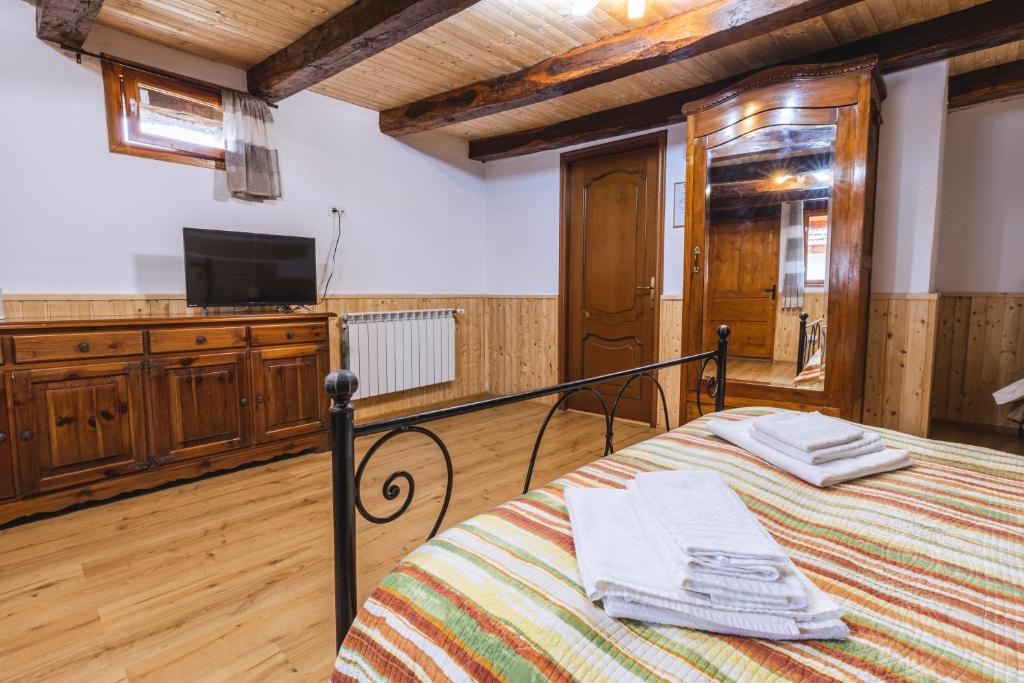 Chalet Giuel - Sala De Família Superior