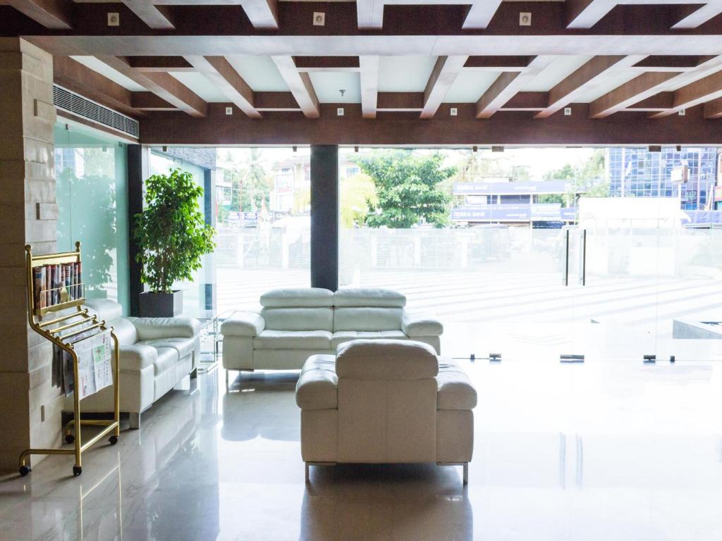 Posezení v ubytování Diana Heights Luxury Hotel