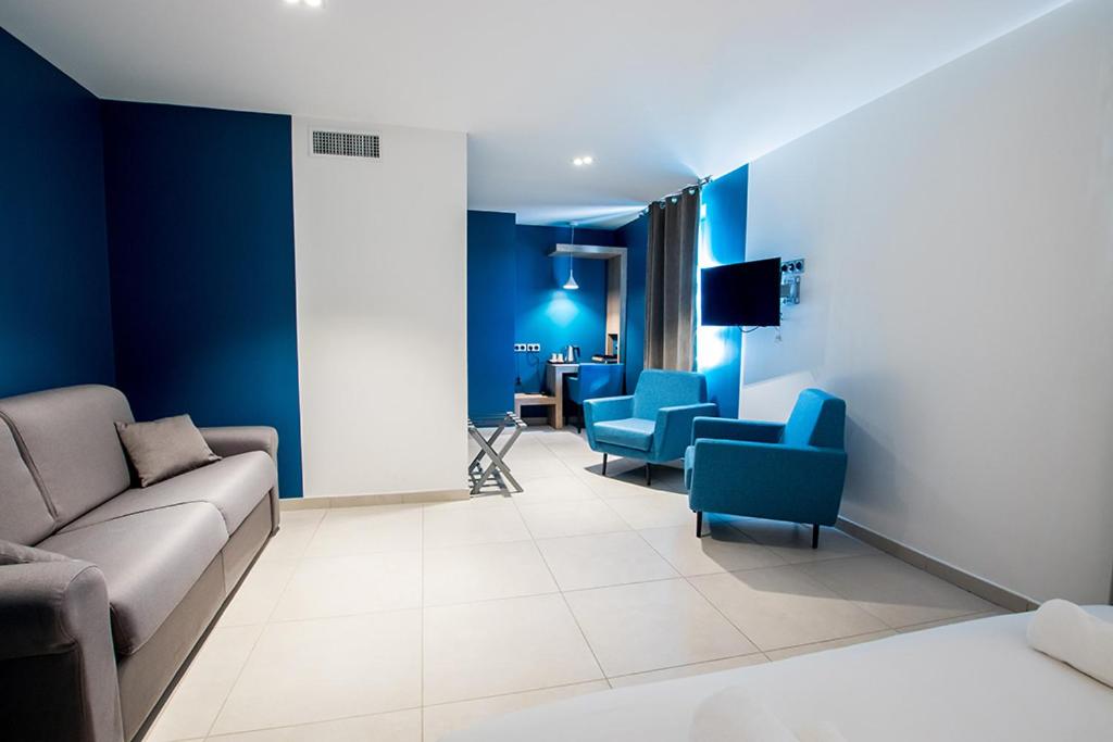Hôtel du cros d'Auzon - Standard Quadruple Room