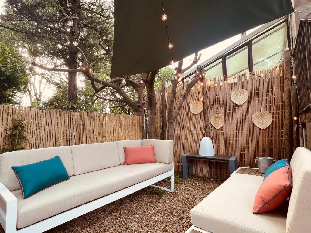Maison dans les Arbres, SPA, Tennis, Parking
