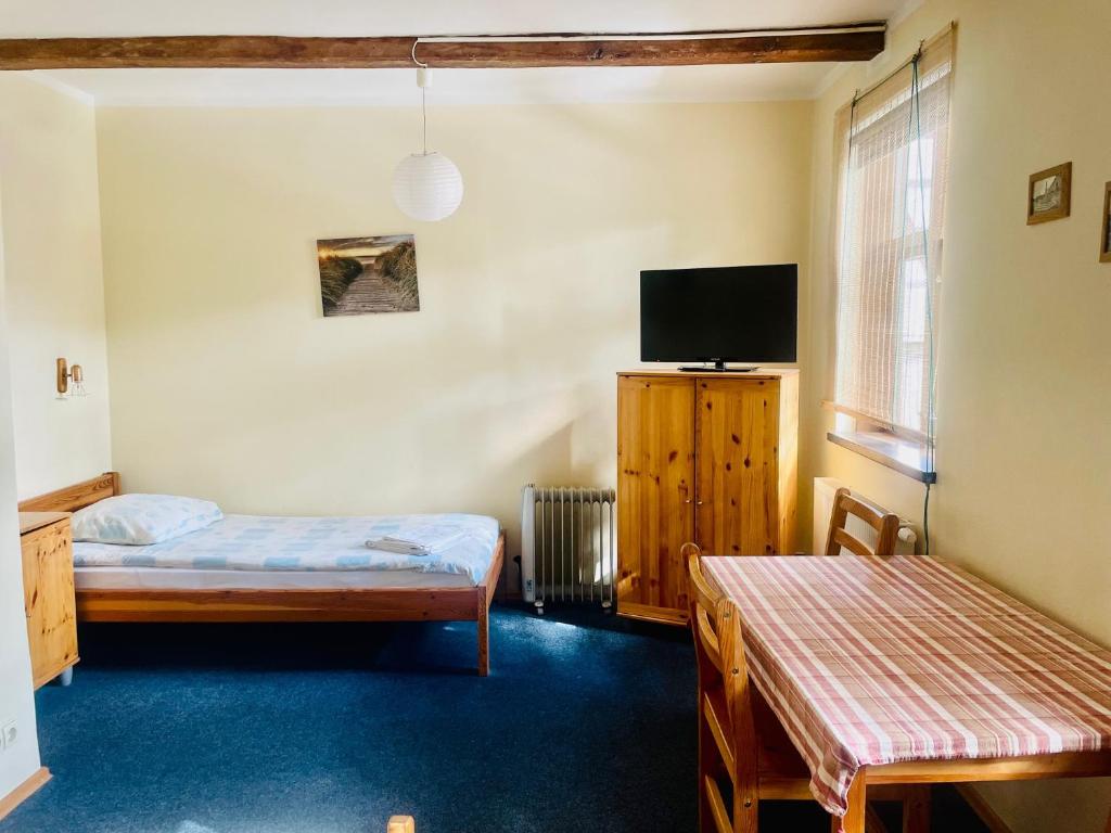Postel nebo postele na pokoji v ubytování Express Guest House