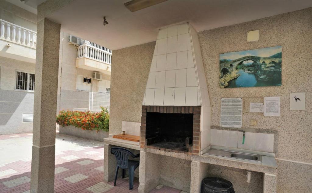 Fotografia z galérie ubytovania Wyjątkowy Apartament z basenem, placem zabaw, blisko morza v destinácii Torrevieja