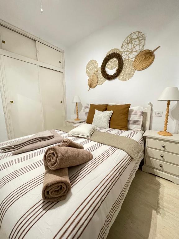 Fotografia z galérie ubytovania Wyjątkowy Apartament z basenem, placem zabaw, blisko morza v destinácii Torrevieja