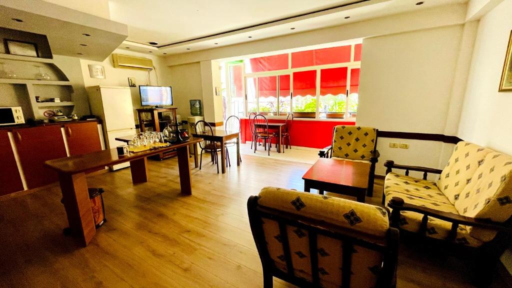 Kuchyň nebo kuchyňský kout v ubytování Hotel Drinos
