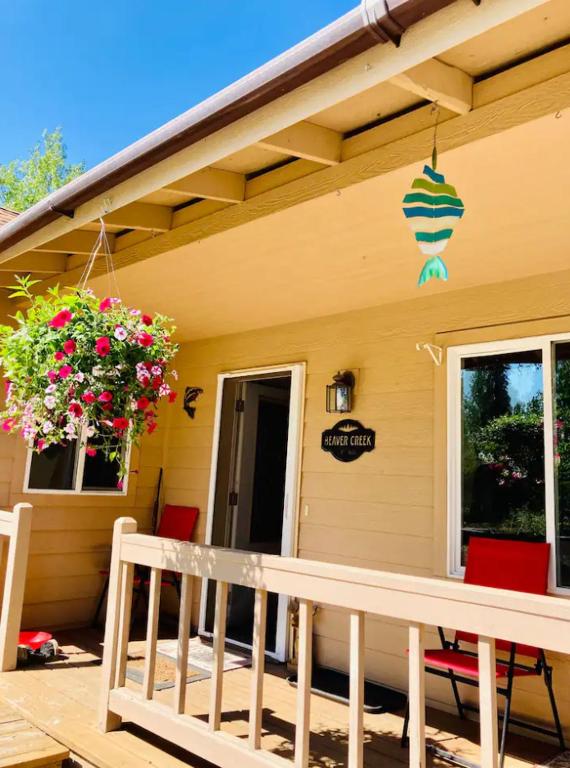 Beaver Creek Cottage, Kenai (updated prices 2024)