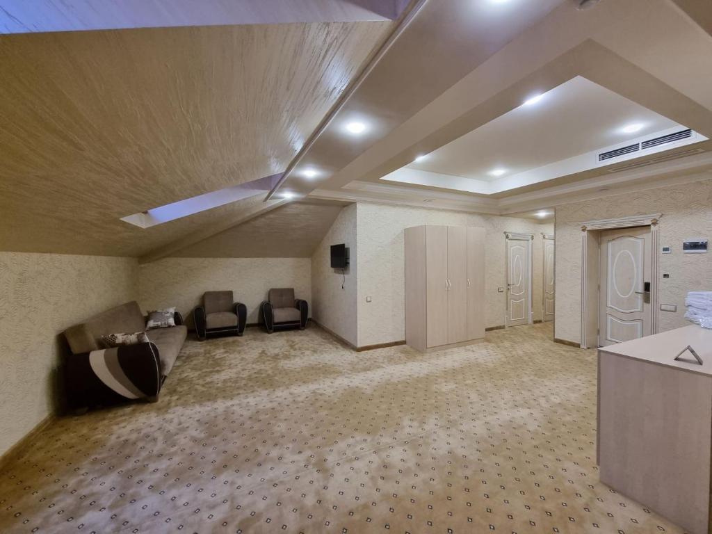 Anga Yerevan Hotel - 家庭房