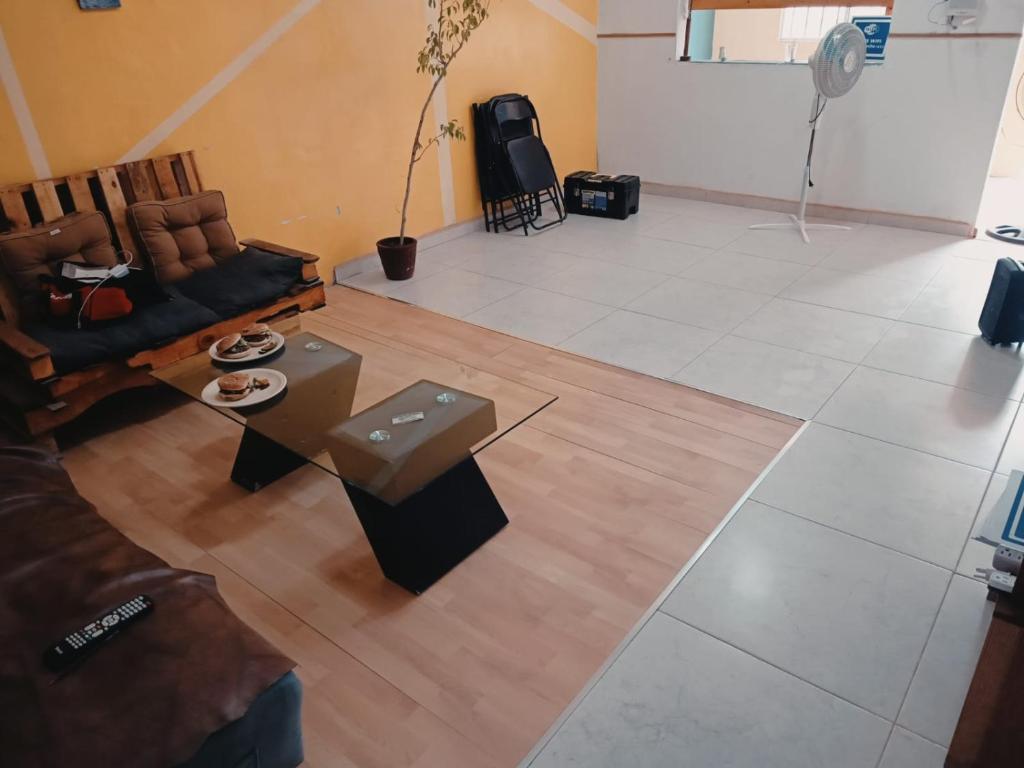 Posezení v ubytování El Costeñito Hostal