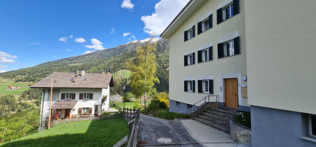 Nespecifikovaný výhled na hory nebo výhled na hory při pohledu z apartmánu