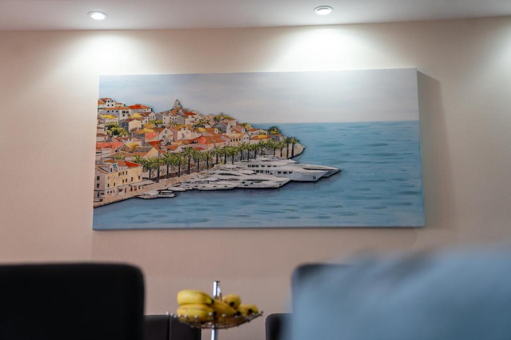 Zdjęcie z galerii obiektu Luxury three bedroom apartment at Estepona w mieście Estepona