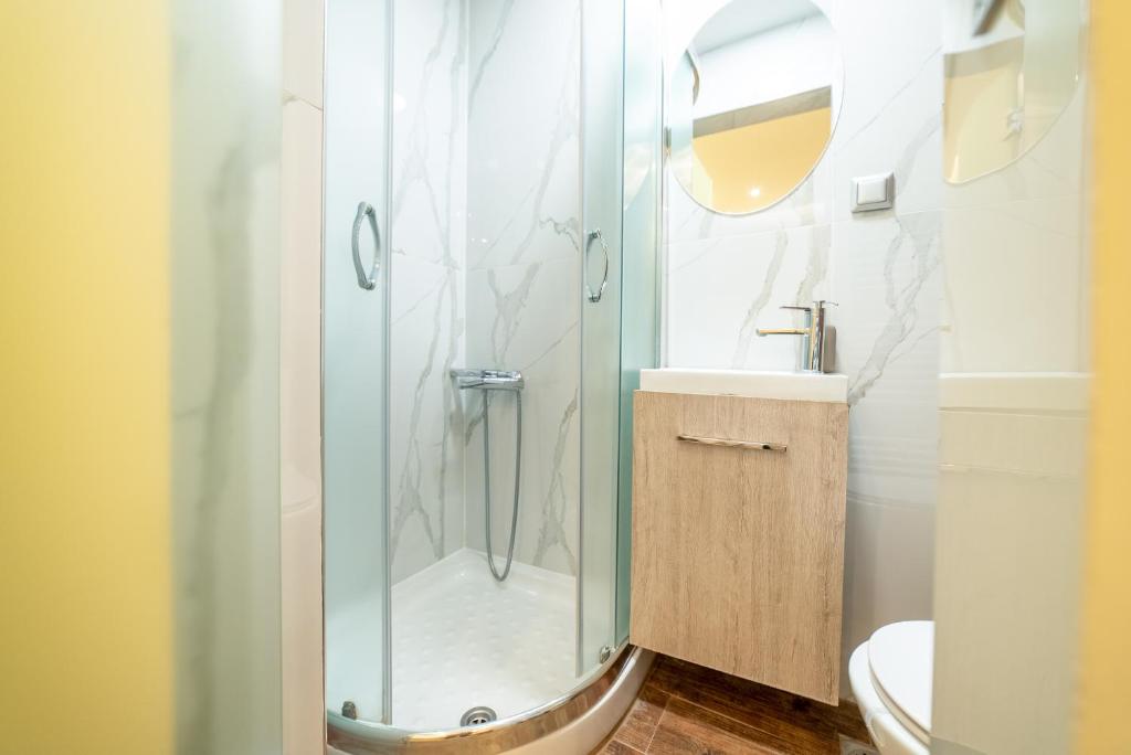 Kúpeľňa v ubytovaní Luxury Suites with KING-SIZED bed